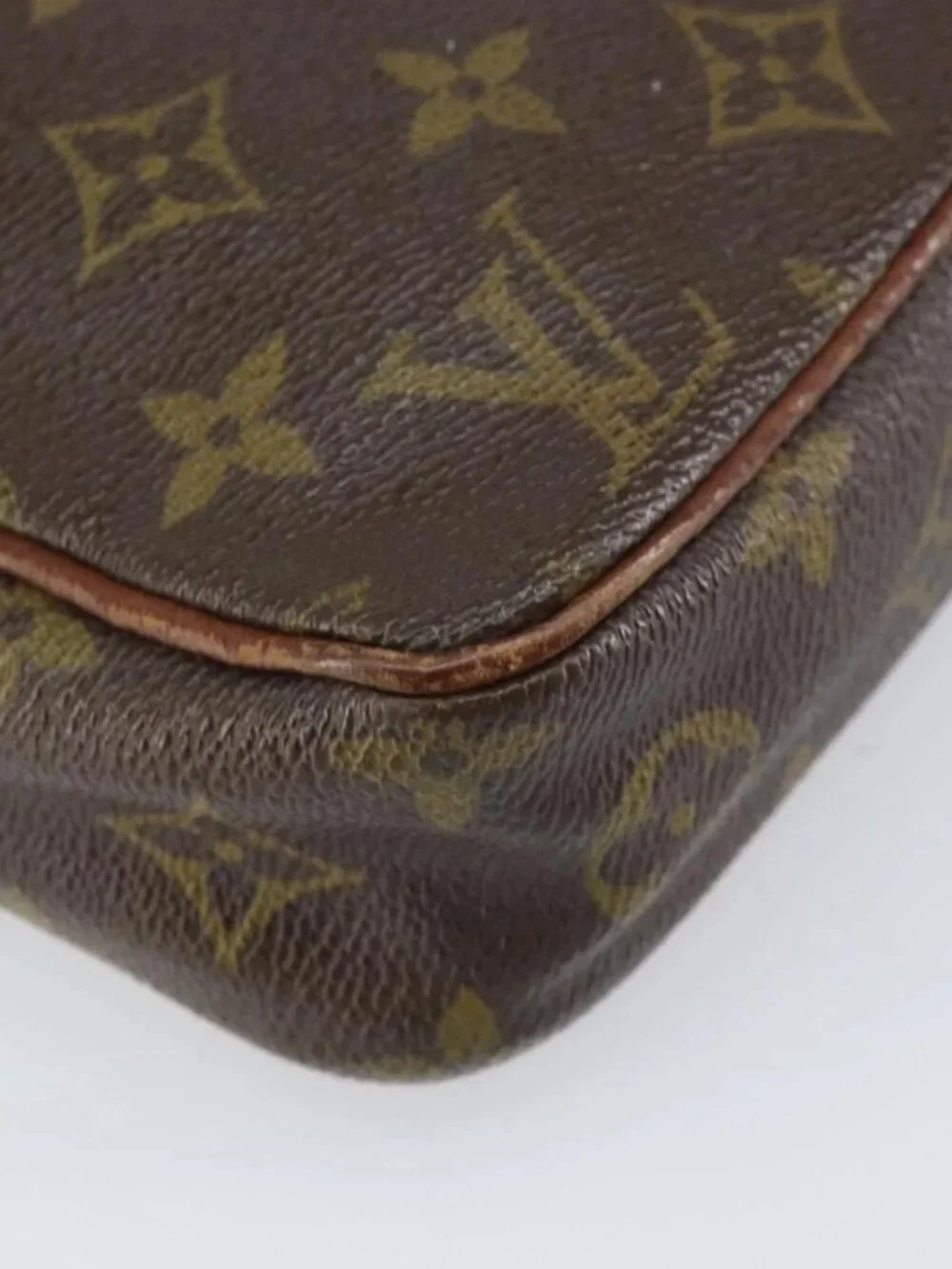 LOUIS VUITTON Monogram Danube Shoulder Bag Vintage M45266 LV Auth 160227